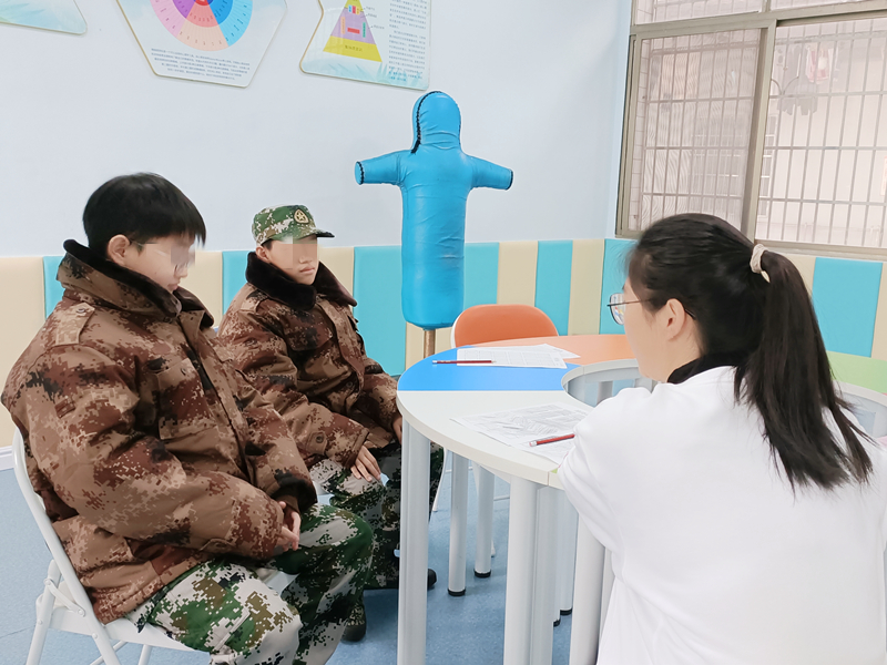 叛逆孩子學(xué)校,行為矯正學(xué)校,問題孩子學(xué)校